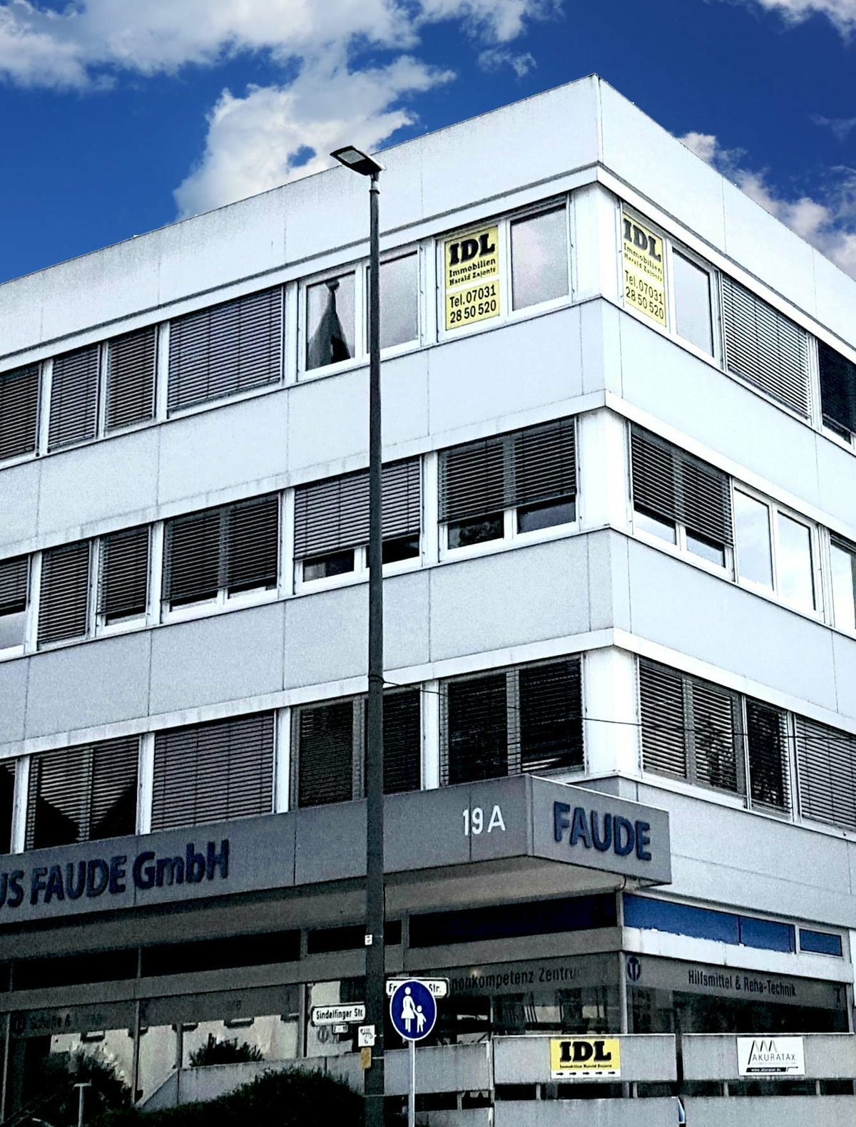 IDL Immobilien Büro – Sindelfinger Straße 19a, Böblingen